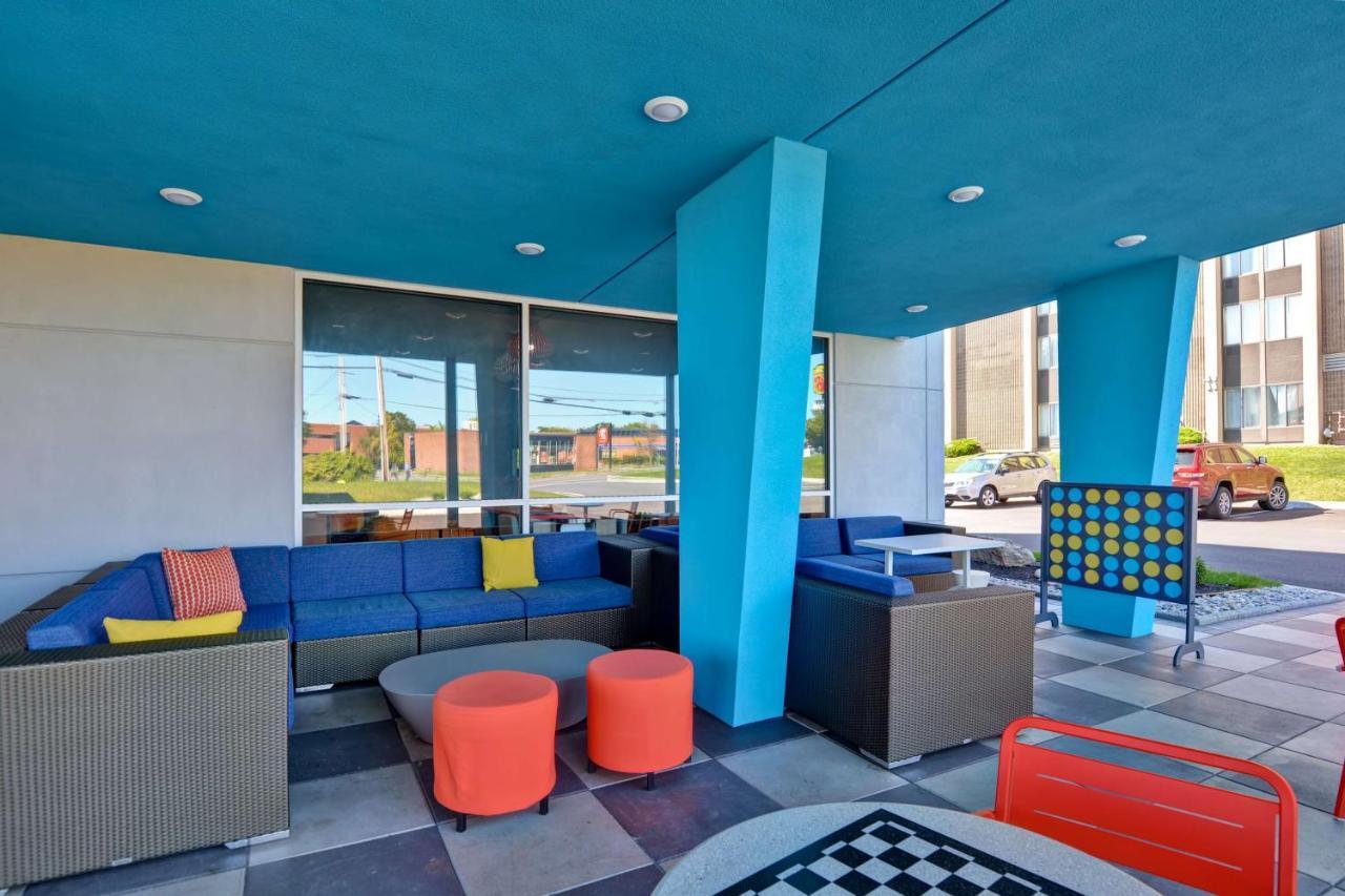 Tru By Hilton Syracuse North Airport Area Hotel
