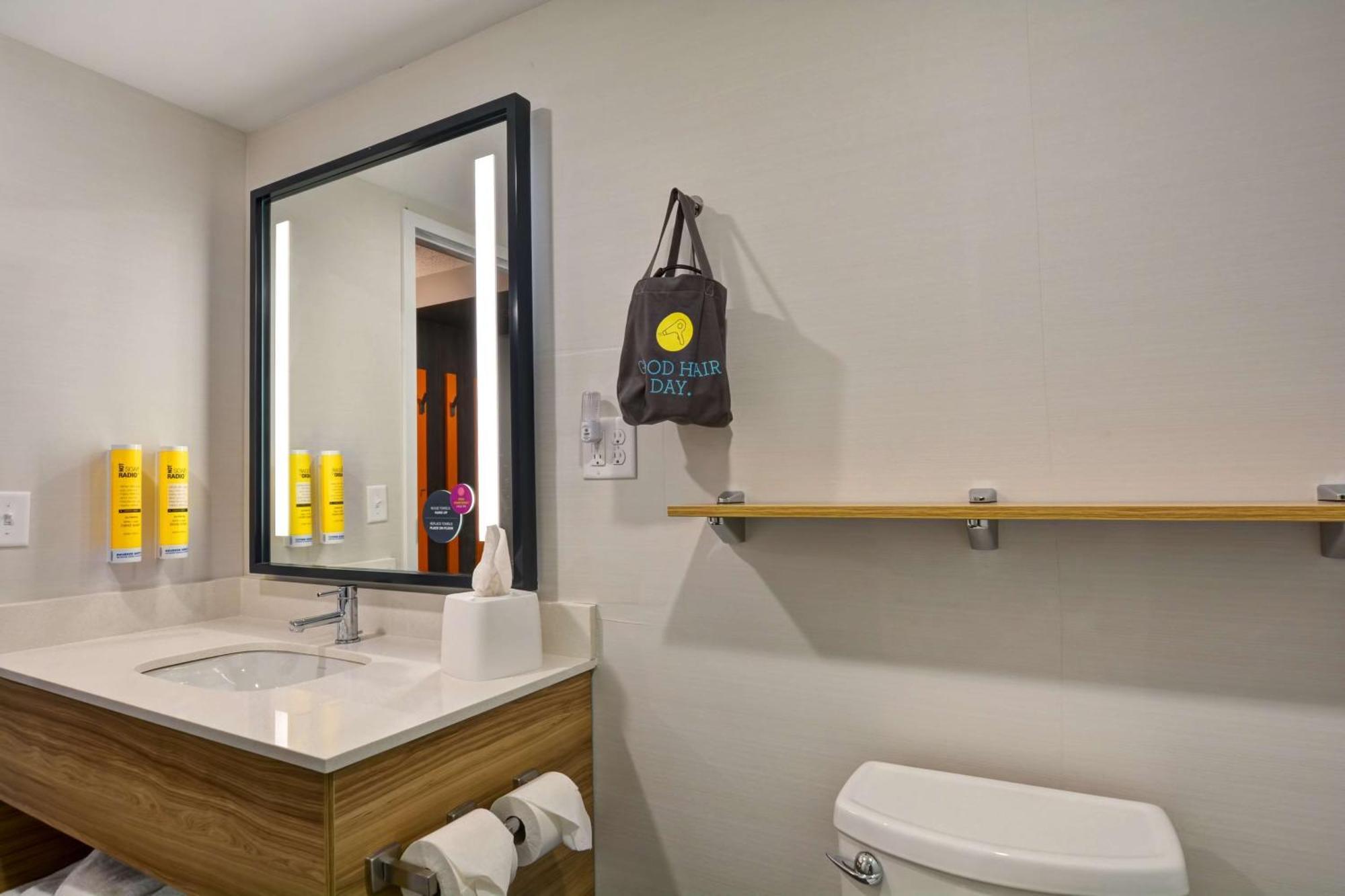 Tru By Hilton Syracuse North Airport Area Liverpool